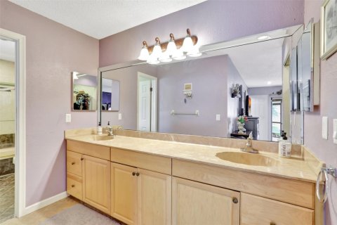House in Tamarac, Florida 3 bedrooms, 156.45 sq.m. № 1072594 - photo 1