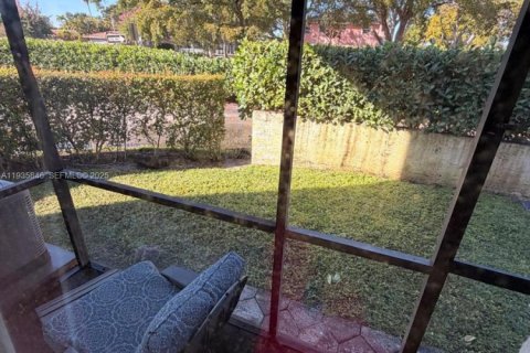 Condominio en alquiler en Coral Springs, Florida, 2 dormitorios, 74.32 m2 № 1993950 - foto 16