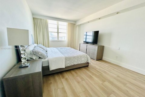 Copropriété à louer à Miami Beach, Floride: 2 chambres, 104.98 m2 № 2183460 - photo 7