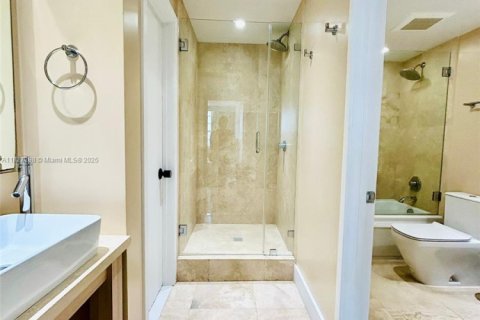 Copropriété à louer à Miami Beach, Floride: 2 chambres, 104.98 m2 № 2183460 - photo 10