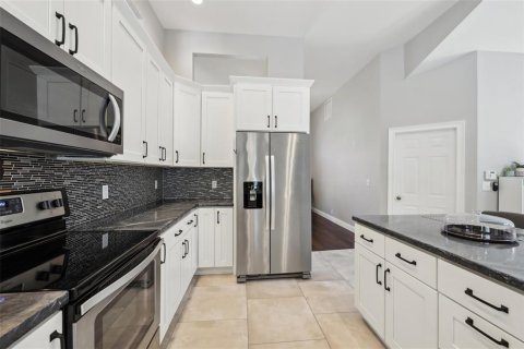 Casa en venta en Tarpon Springs, Florida, 4 dormitorios, 221.11 m2 № 1586924 - foto 25