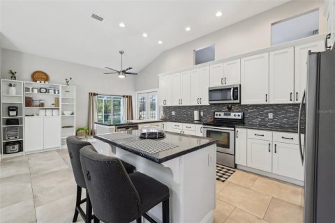 Casa en venta en Tarpon Springs, Florida, 4 dormitorios, 221.11 m2 № 1586924 - foto 23