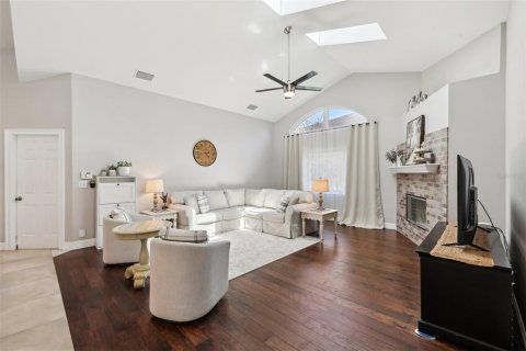 Casa en venta en Tarpon Springs, Florida, 4 dormitorios, 221.11 m2 № 1586924 - foto 4