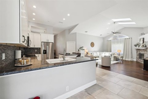 Casa en venta en Tarpon Springs, Florida, 4 dormitorios, 221.11 m2 № 1586924 - foto 30