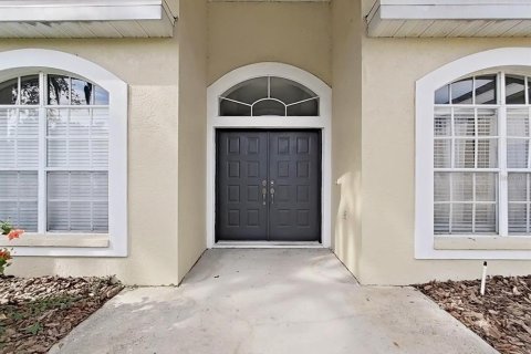 House in Plant City, Florida 4 bedrooms, 201.51 sq.m. № 2197570 - photo 2