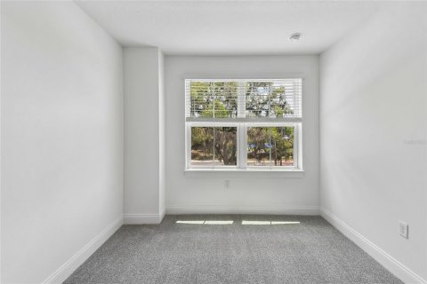 Townhouse in Oviedo, Florida 4 bedrooms, 188.13 sq.m. № 2092889 - photo 26