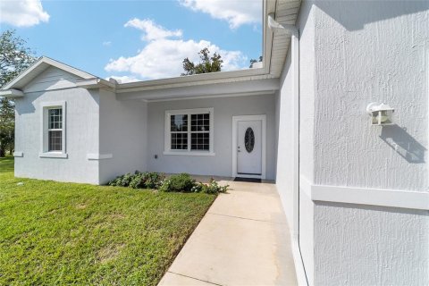 House in Ocala, Florida 3 bedrooms, 133.31 sq.m. № 1915151 - photo 3