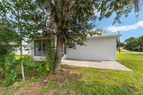 House in Ocala, Florida 3 bedrooms, 133.31 sq.m. № 1915151 - photo 23