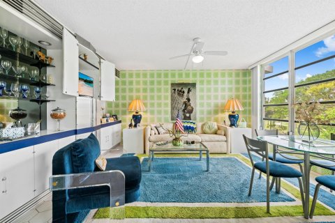Купить кондоминиум в Помпано-Бич, Флорида 3 комнаты, 139.35м2, № 2086099 - фото 10