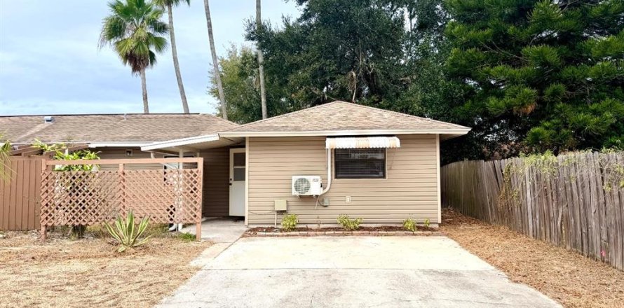 Studio à New Port Richey, Floride № 2400125