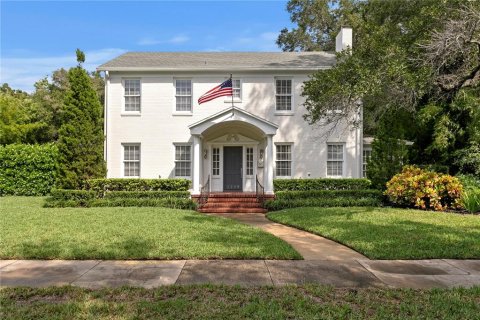 Villa ou maison à vendre à Tampa, Floride: 4 chambres, 246.1 m2 № 2412535 - photo 2