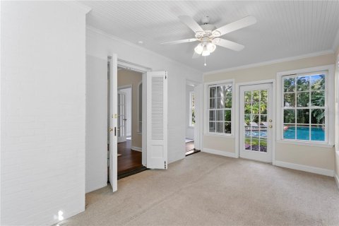 Villa ou maison à vendre à Tampa, Floride: 4 chambres, 246.1 m2 № 2412535 - photo 17