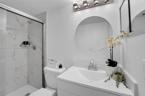 Condominio en venta en Deerfield Beach, Florida, 1 dormitorio, 66.43 m2 № 1891855 - foto 17