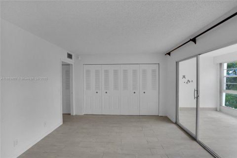 Condominio en venta en Deerfield Beach, Florida, 1 dormitorio, 66.43 m2 № 1891855 - foto 14