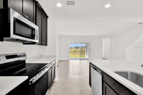 Touwnhouse à vendre à Davenport, Floride: 3 chambres, 153.29 m2 № 2321264 - photo 4
