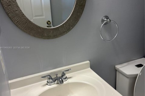 Touwnhouse à vendre à Homestead, Floride: 2 chambres, 114.64 m2 № 2029891 - photo 17