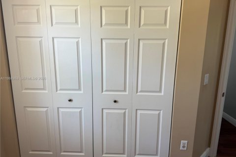 Touwnhouse à vendre à Homestead, Floride: 2 chambres, 114.64 m2 № 2029891 - photo 14