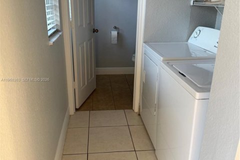 Touwnhouse à vendre à Homestead, Floride: 2 chambres, 114.64 m2 № 2029891 - photo 11