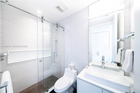 Купить кондоминиум в Майами-Бич, Флорида 4 спальни, 255.67м2, № 1997790 - фото 16