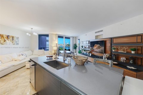 Condominio en alquiler en Bay Harbor Islands, Florida, 2 dormitorios, 106.09 m2 № 1691230 - foto 18