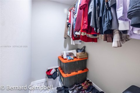 Купить кондоминиум в Корал-Спрингс, Флорида 2 спальни, 111.48м2, № 2050656 - фото 19