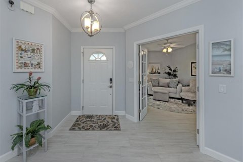 House in Venice, Florida 2 bedrooms, 161.46 sq.m. № 2390728 - photo 4
