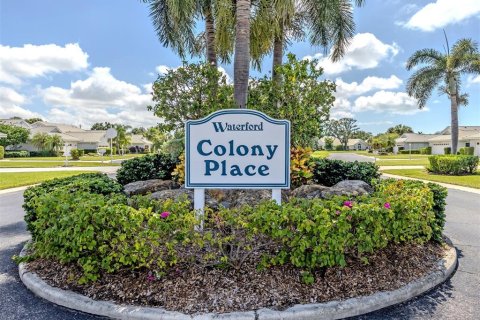 House in Venice, Florida 2 bedrooms, 161.46 sq.m. № 2390728 - photo 27