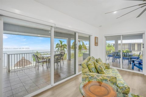 Купить виллу или дом в Марафон, Флорида 4 спальни, 299.33м2, № 1959090 - фото 11