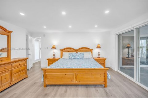 Купить виллу или дом в Марафон, Флорида 4 спальни, 299.33м2, № 1959090 - фото 20