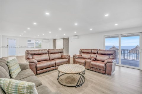 Купить виллу или дом в Марафон, Флорида 4 спальни, 299.33м2, № 1959090 - фото 25