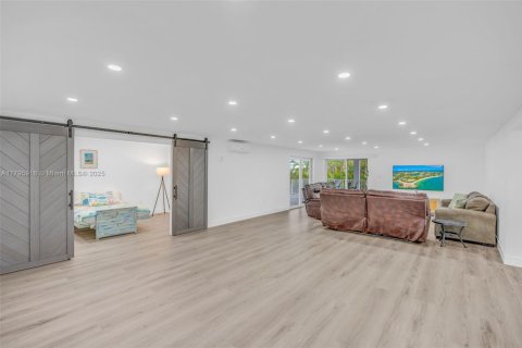 Купить виллу или дом в Марафон, Флорида 4 спальни, 299.33м2, № 1959090 - фото 28