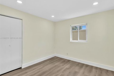 Купить виллу или дом в Холливуд, Флорида 3 спальни, 92.62м2, № 1977120 - фото 10