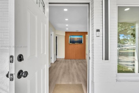 Купить виллу или дом в Холливуд, Флорида 3 спальни, 92.62м2, № 1977120 - фото 3