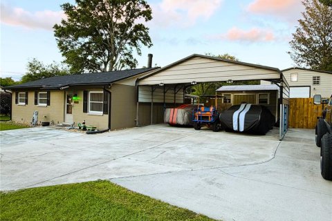 House in High Springs, Florida 3 bedrooms, 92.9 sq.m. № 2095743