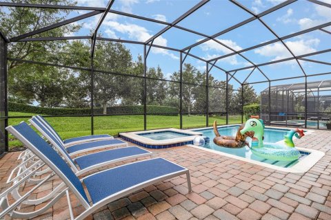 House in Davenport, Florida 8 bedrooms, 363.15 sq.m. № 1762002 - photo 9
