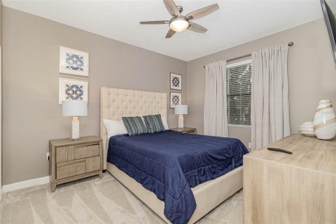 House in Davenport, Florida 8 bedrooms, 363.15 sq.m. № 1762002 - photo 10