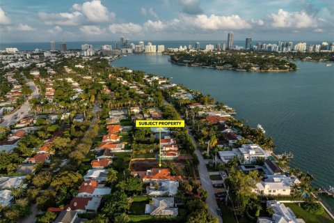 Terreno en venta en Miami Beach, Florida № 1781470 - foto 13