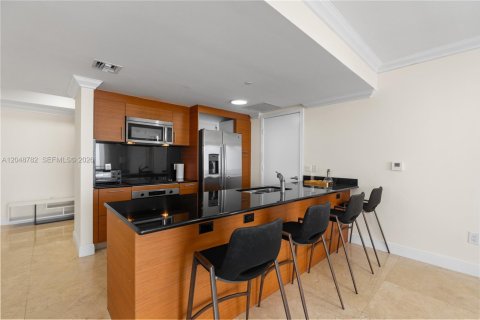 Купить кондоминиум в Майами, Флорида 3 спальни, 166.2м2, № 2145903 - фото 28