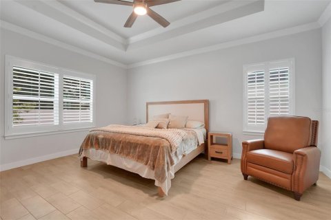 House in Clermont, Florida 4 bedrooms, 236.9 sq.m. № 2202704 - photo 14