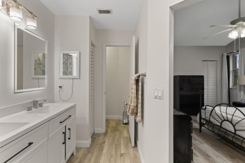 Villa ou maison à vendre à Pembroke Pines, Floride: 4 chambres, 196.4 m2 № 2400578 - photo 29