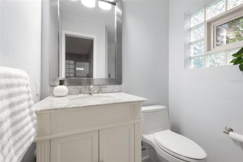 Copropriété à vendre à Tampa, Floride: 3 chambres, 187.85 m2 № 2208929 - photo 18