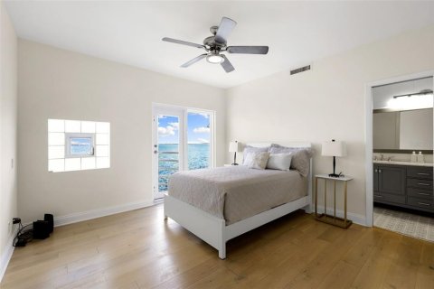 Copropriété à vendre à Tampa, Floride: 3 chambres, 187.85 m2 № 2208929 - photo 28