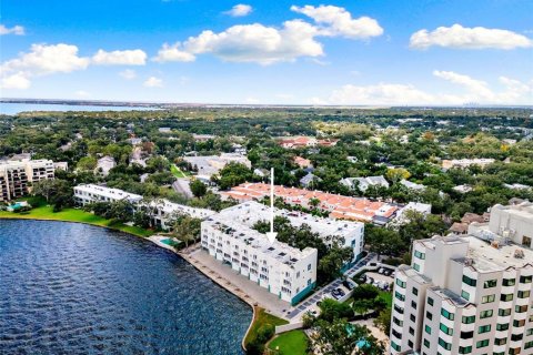 Copropriété à vendre à Tampa, Floride: 3 chambres, 187.85 m2 № 2208929 - photo 4