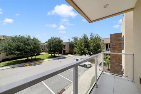 Adosado en venta en Kissimmee, Florida, 3 dormitorios, 202.62 m2 № 2211392 - foto 17