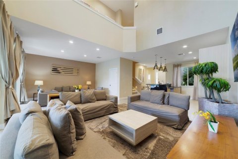 Adosado en venta en Kissimmee, Florida, 3 dormitorios, 202.62 m2 № 2211392 - foto 13