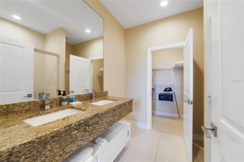 Adosado en venta en Kissimmee, Florida, 3 dormitorios, 202.62 m2 № 2211392 - foto 22