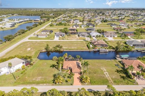 Villa ou maison à vendre à Cape Coral, Floride: 3 chambres, 166.02 m2 № 2151678 - photo 30