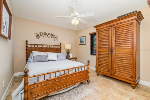 Villa ou maison à vendre à Cape Coral, Floride: 3 chambres, 166.02 m2 № 2151678 - photo 20