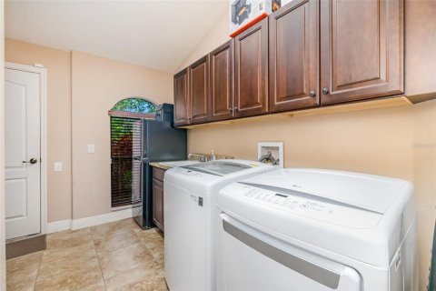 Villa ou maison à vendre à Cape Coral, Floride: 3 chambres, 166.02 m2 № 2151678 - photo 11
