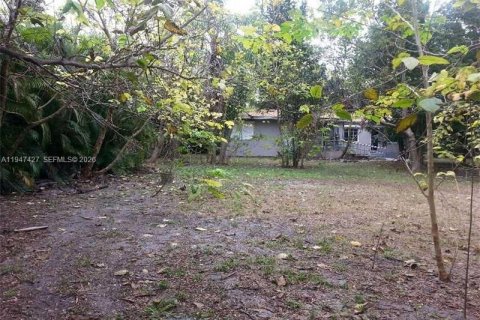 Villa ou maison à louer à Hollywood, Floride: 1 chambre, 83.61 m2 № 2003546 - photo 3